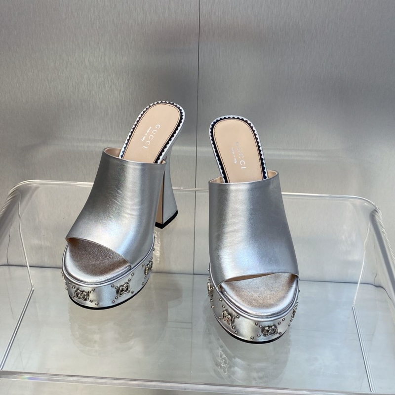 G*u*i high heels
